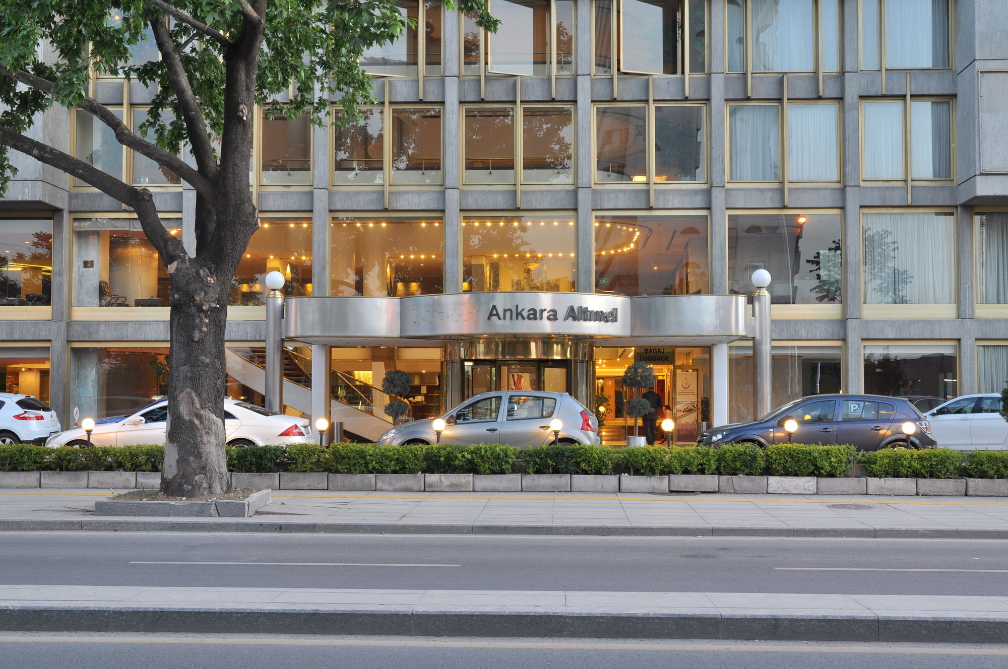 Altinel Ankara Hotel & Convention Center Exterior foto